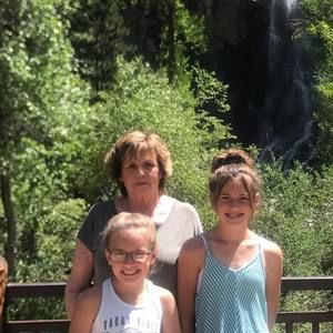 Meet your Posher, Anita